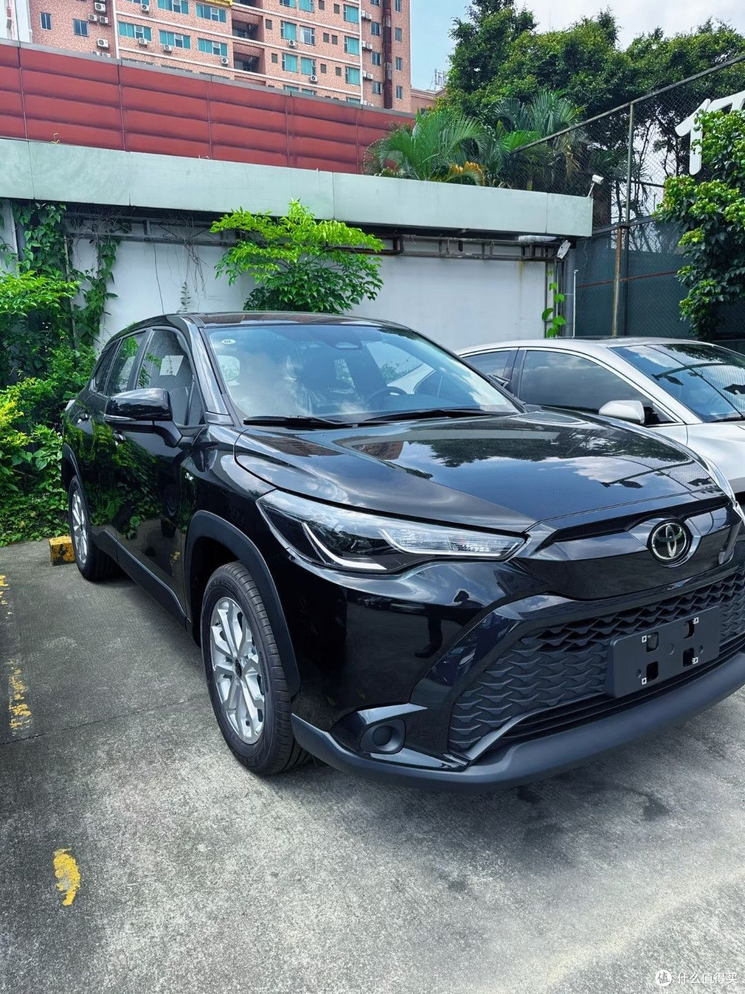 Hybrid power tool vehicle